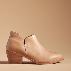 Nisolo Mia everyday boots